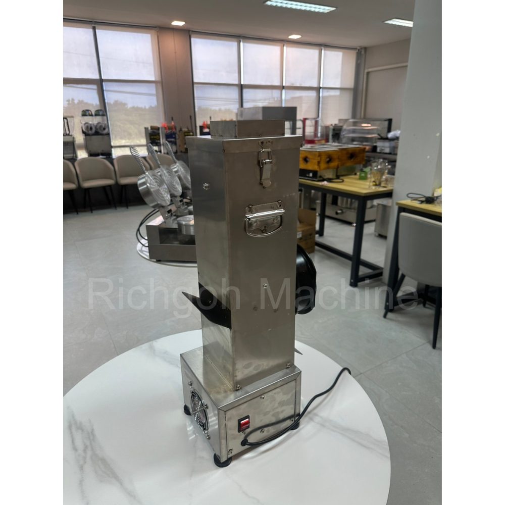 เครื่องปอกเปลือกกระเทียม BS-TP180B (5) เครื่องปอกเปลือกกระเทียม ถูกออกแบบมาเพื่อแก้ปัญหานี้โดยเฉพาะ เปลี่ยนงานปอกกระเทียมที่ยุ่งยากให้กลายเป็นเรื่องง่าย สะอาด รวดเร็ว และได้มาตรฐานอุตสาหกรรม
